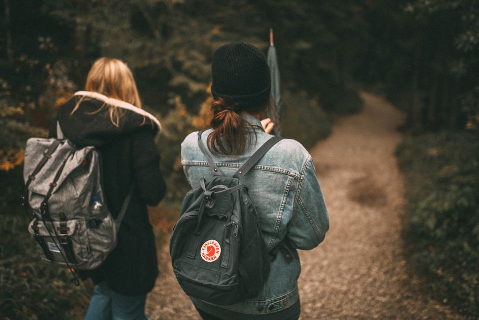 Se préparer la veille : check-list simple (eau, tenue, trajet)